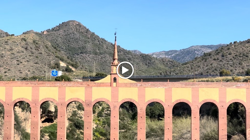 El Acueducto del Aguila — Montana