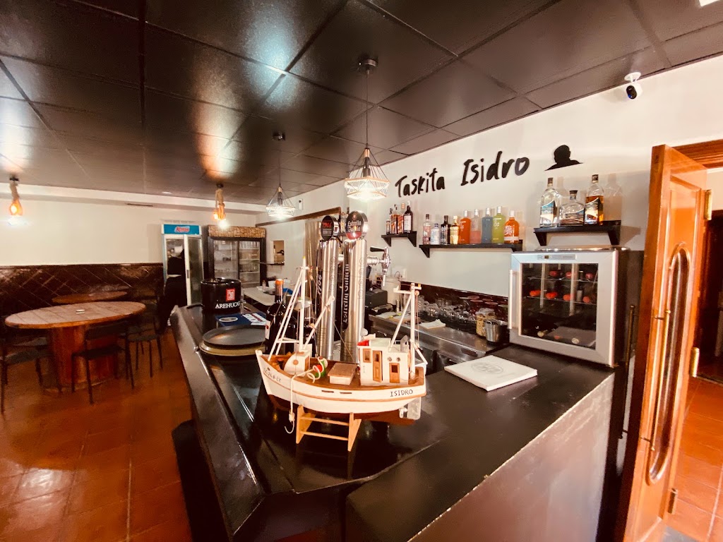 Restaurante Taskita Isidro — Ambiente