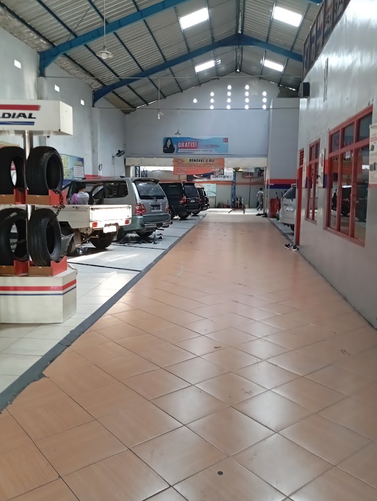 Aries Putra TireZone & AC Mobil