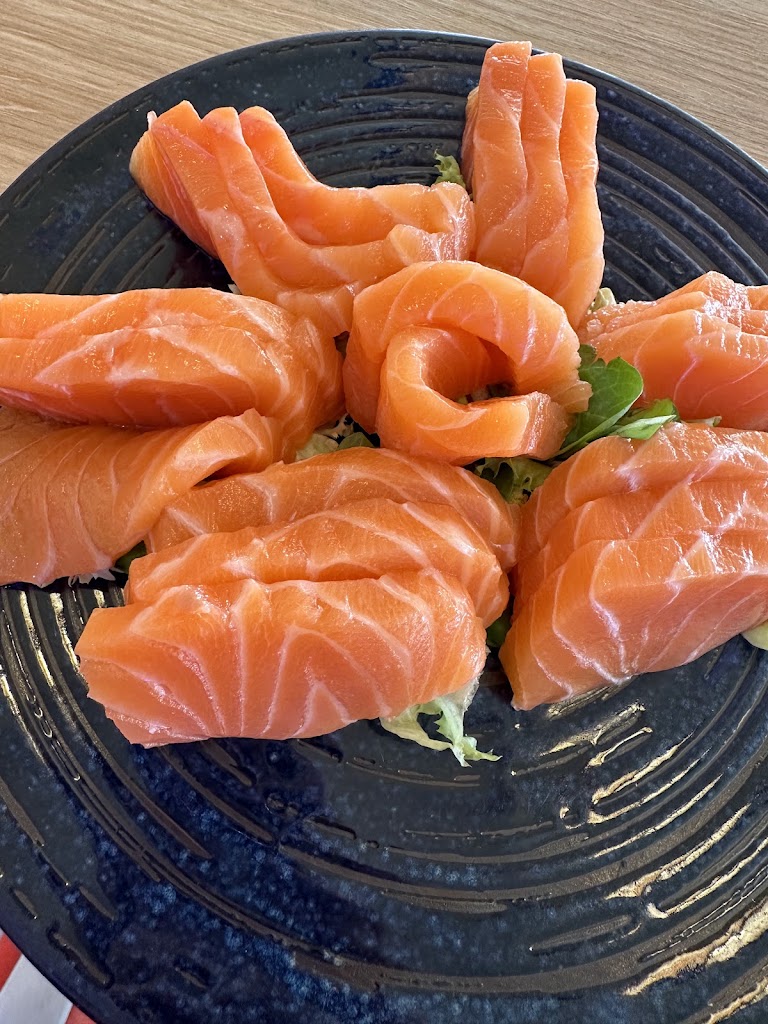MITO SUSHI RAMEN — Comida y bebida
