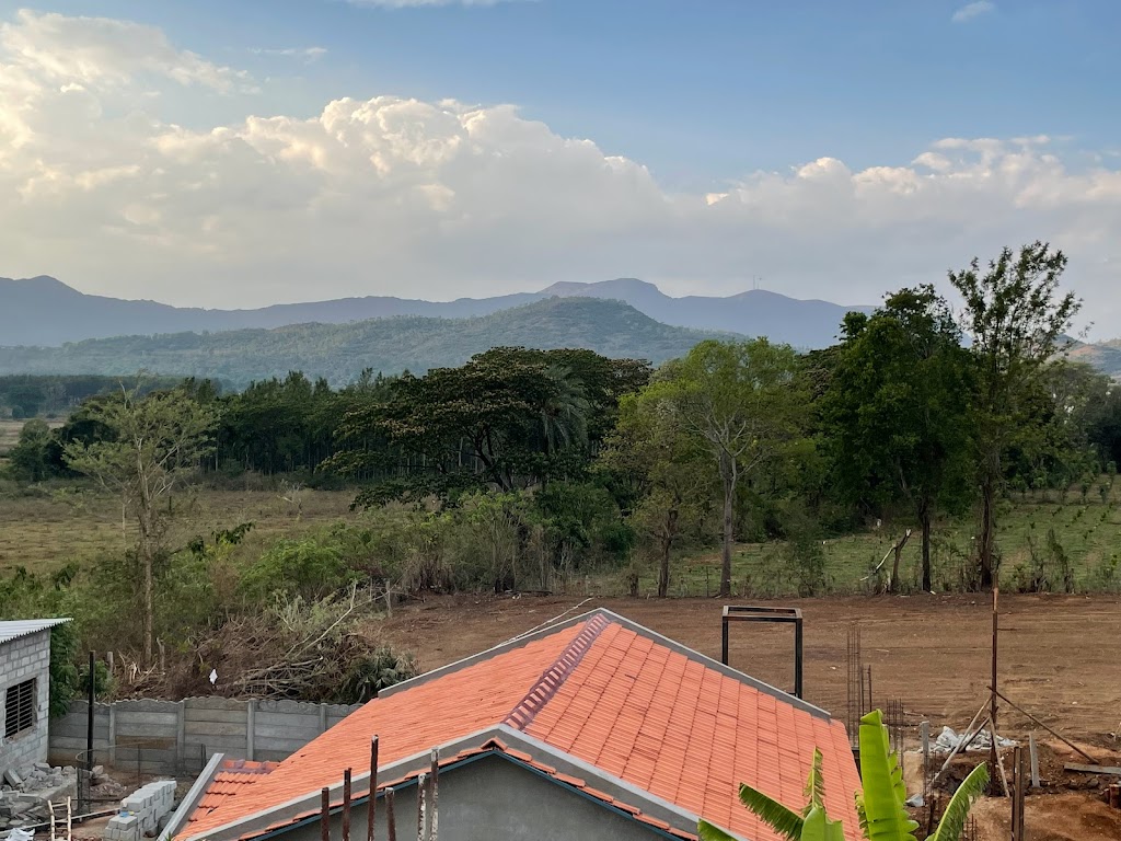 Mountain Breeze Homestay Lodges And Service Apartment