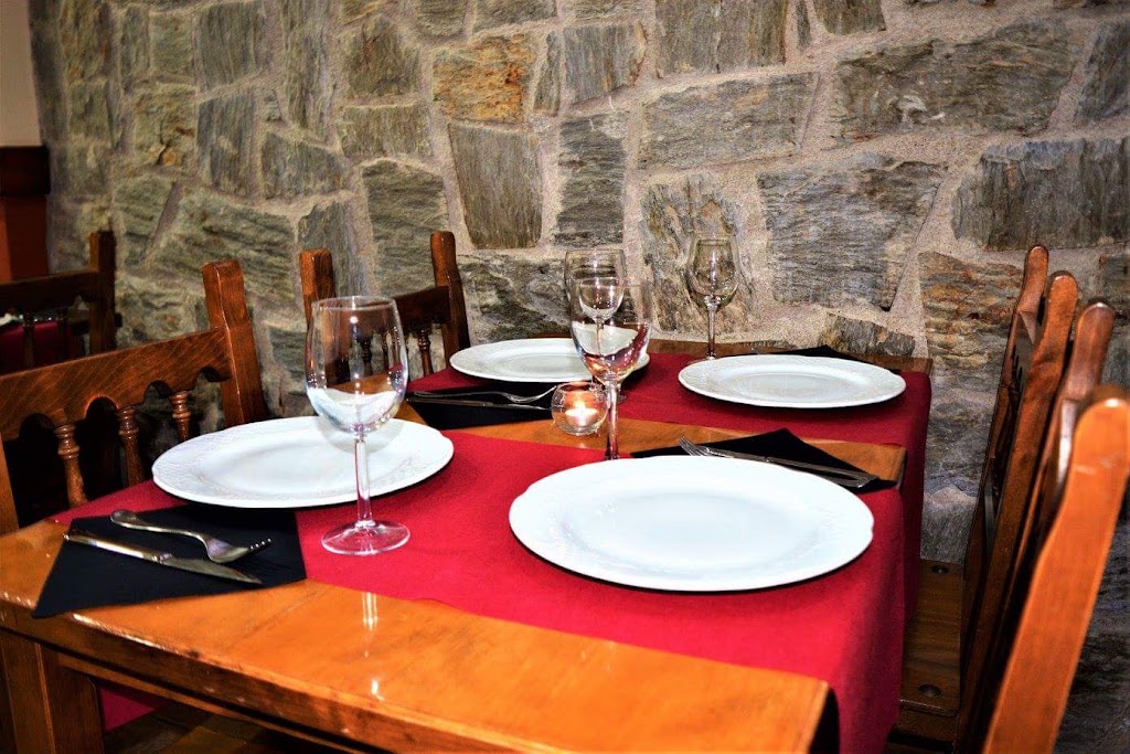 Rustic Bar — Ambiente