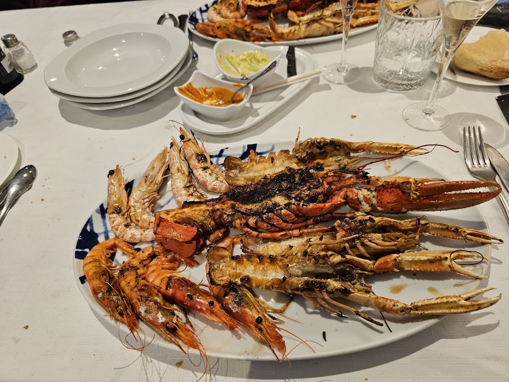 Restaurant Montserrat — Comida y bebida