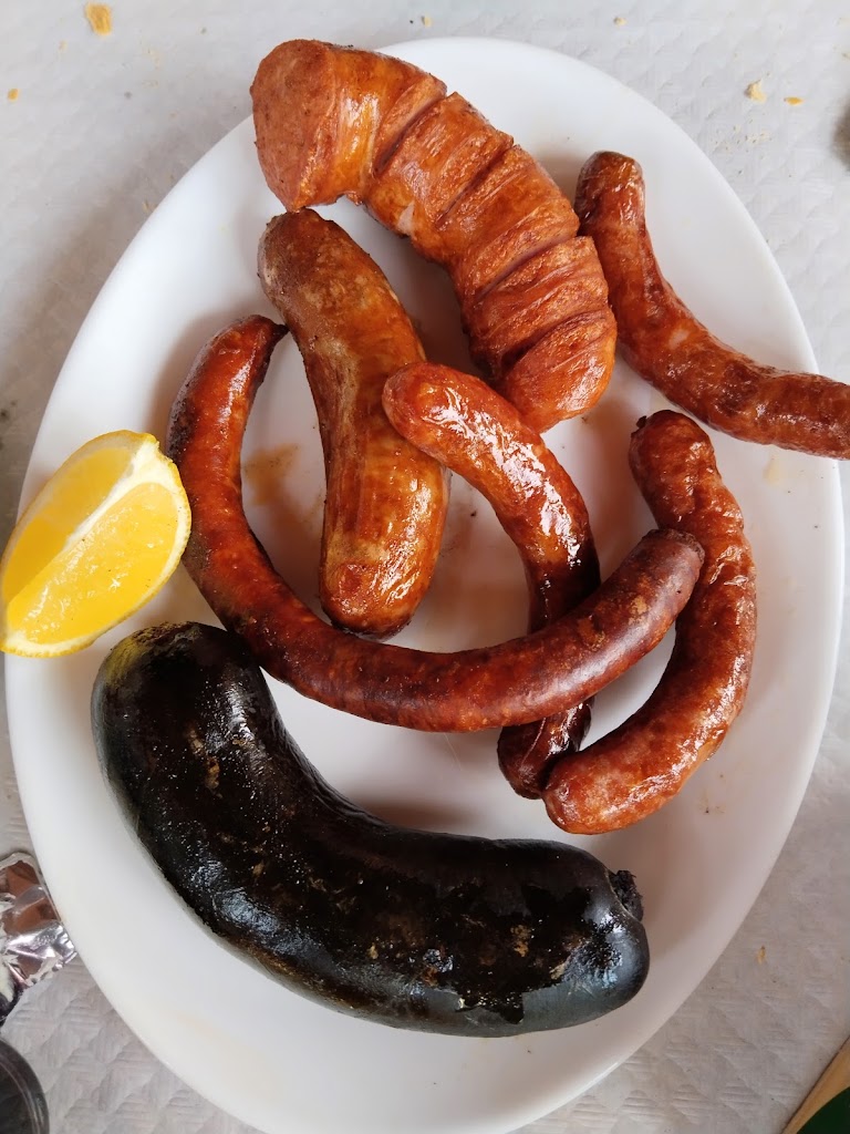 Restaurante El Bosque — Comida y bebida