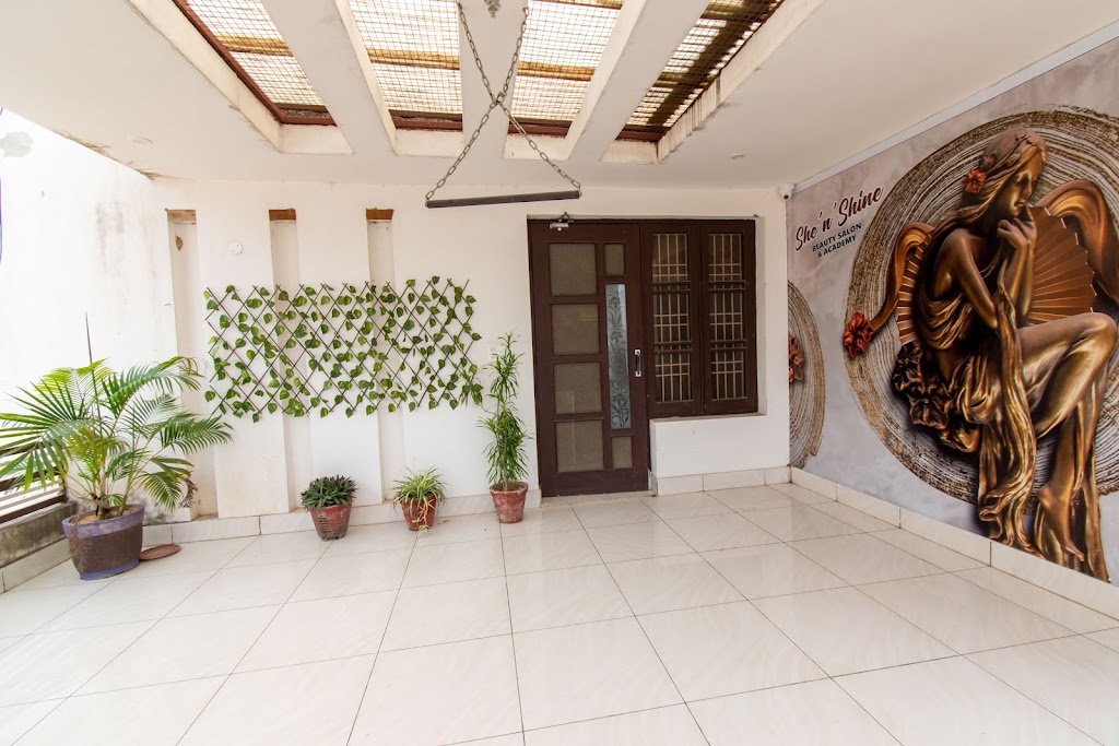 She N Shine Salon And Academy