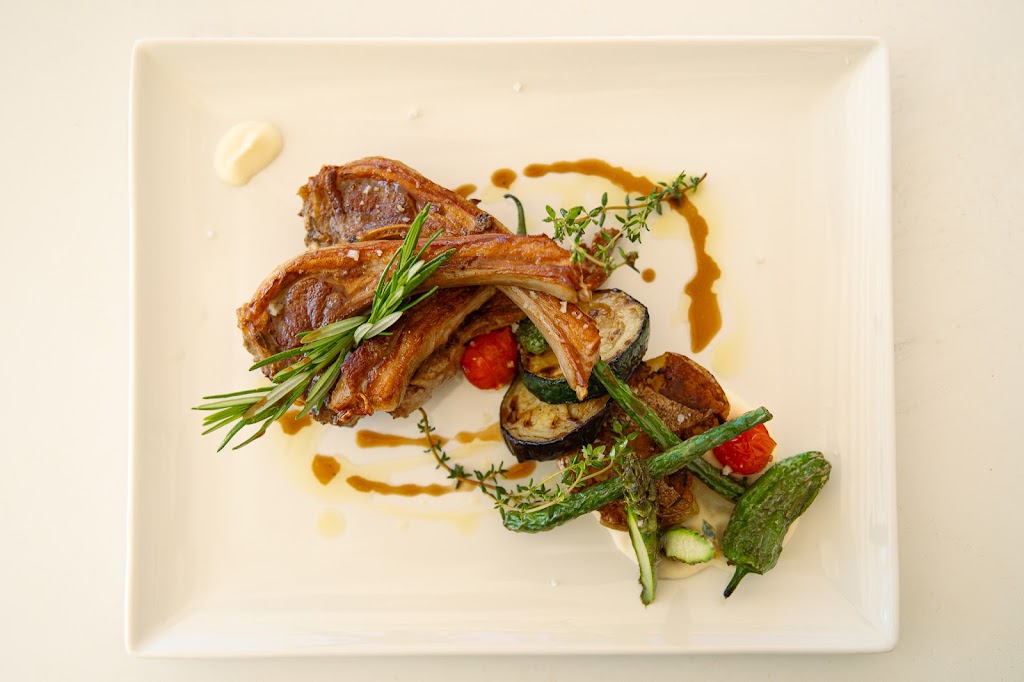 Restaurante S'Illa Des Bosc — Comida y bebida