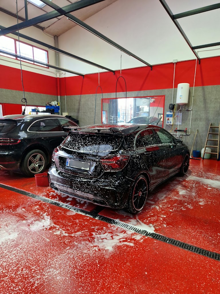 Car Wash Alpik Automobile — Del propietario