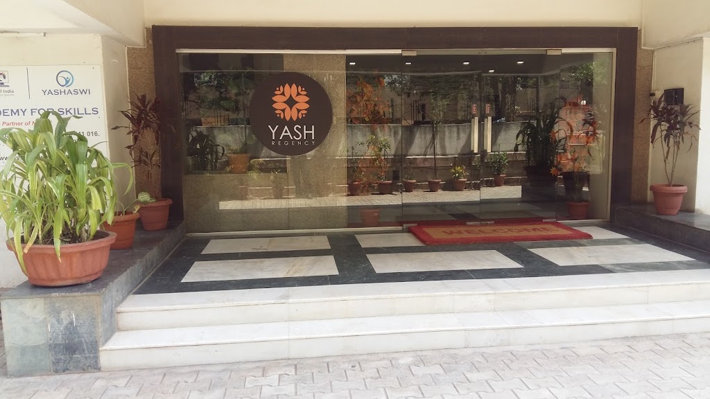 Hotel Yash Regency