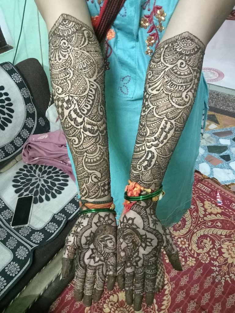 Laxmi Beauty Parlour Boutique Centre