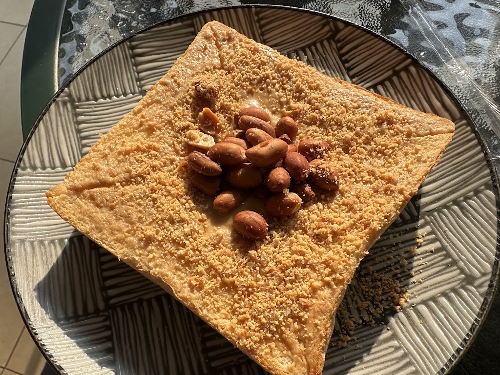 當豬撞到蛋 特色料理早餐店 的照片