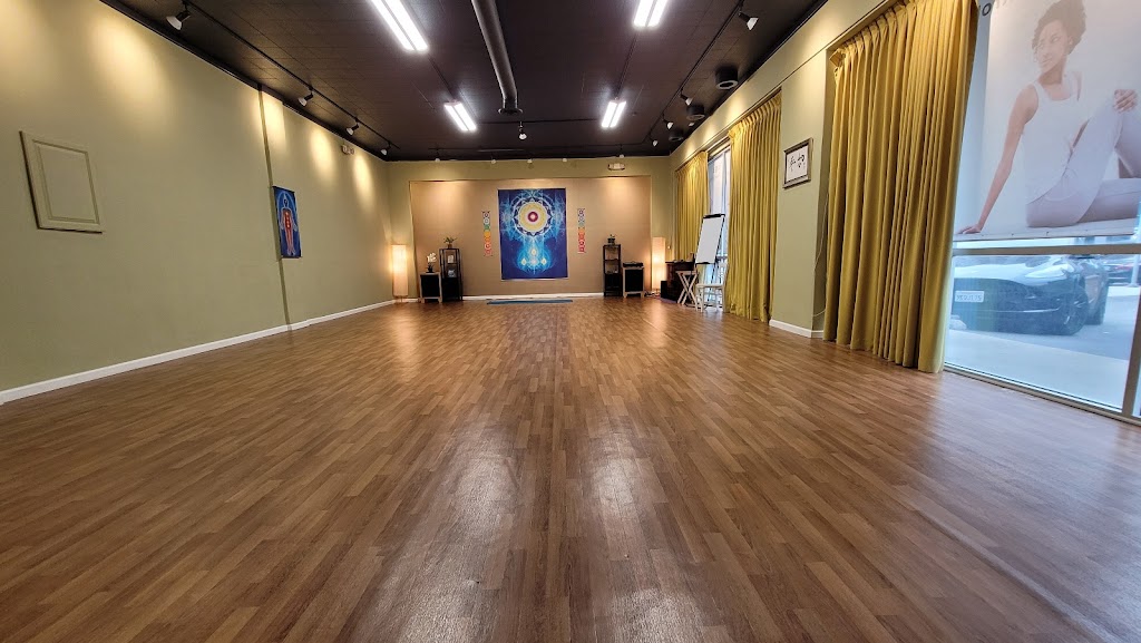  Body & Brain Yoga Tai Chi