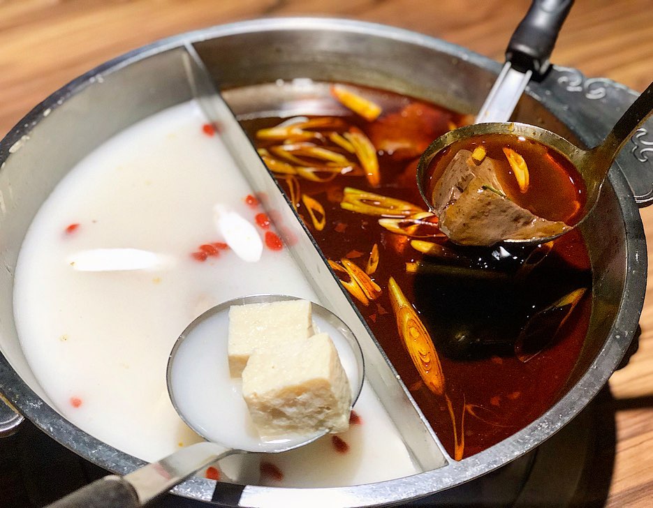 岩漿漢方麻辣火鍋-微風信義店 的照片