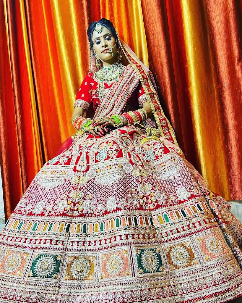 Vanshika Beauty Parlour