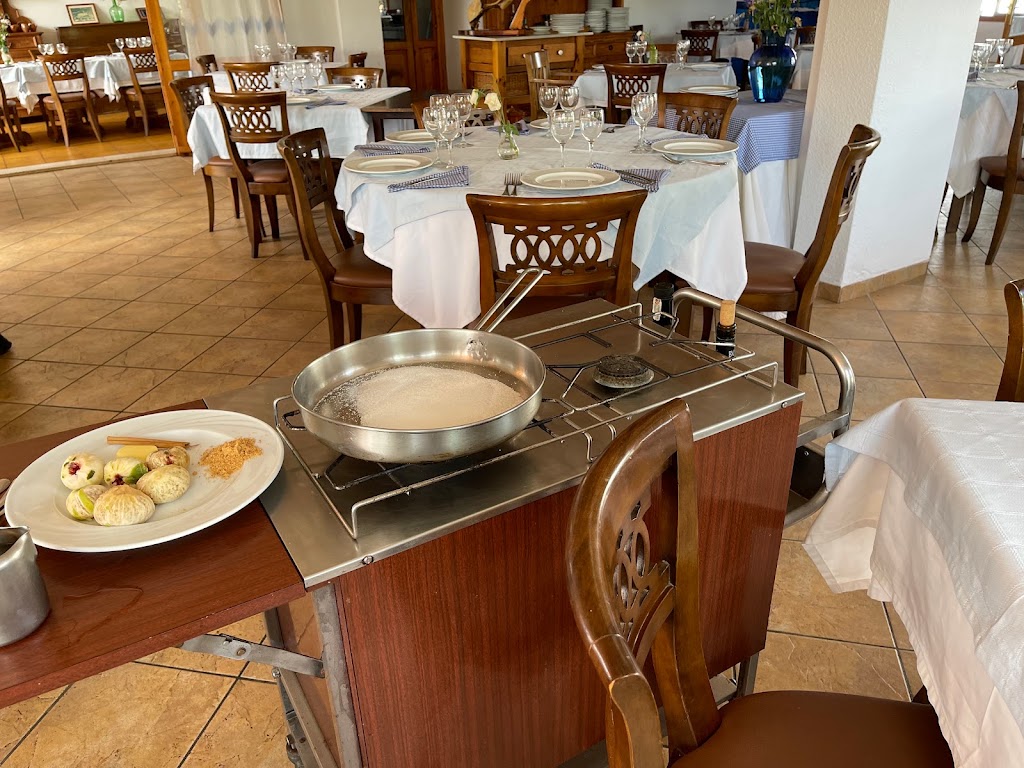 Restaurante Ta Casa — Comida y bebida