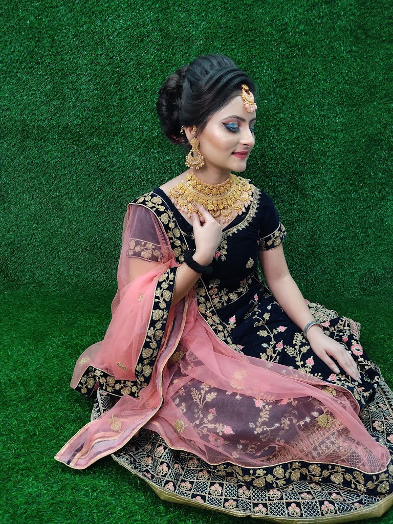 Shahinaaj Hair And Beauty And Makeup Studio