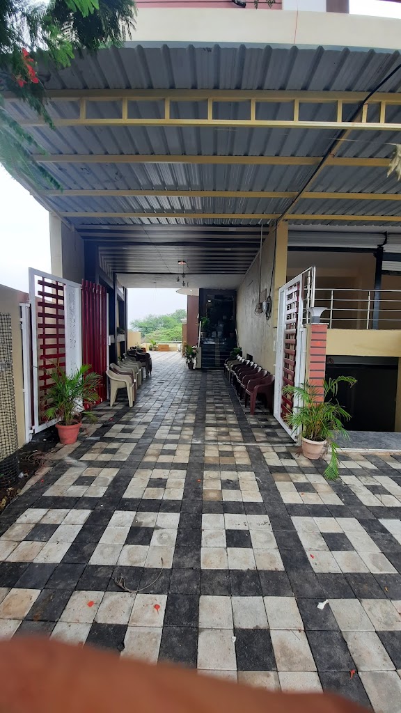 Hotel Shanti Palace