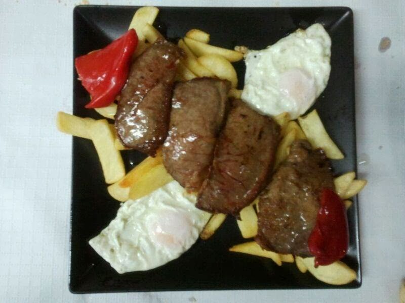 Meson Viana — Comida y bebida