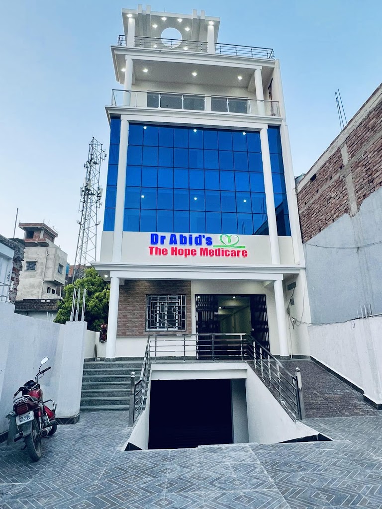 Dr. Dr Abid Hussain General Physician Diabetologist Non Invasive Cardiologist