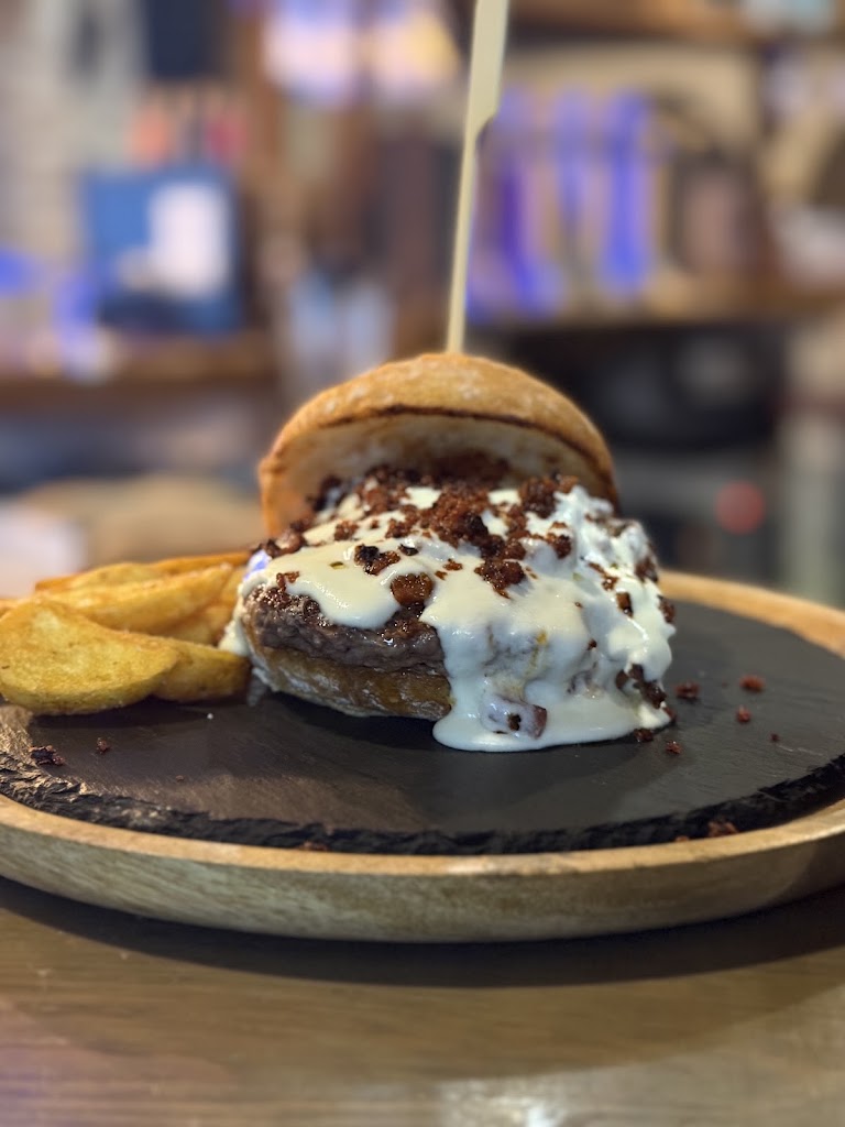 Cerveceria TX — Comida y bebida