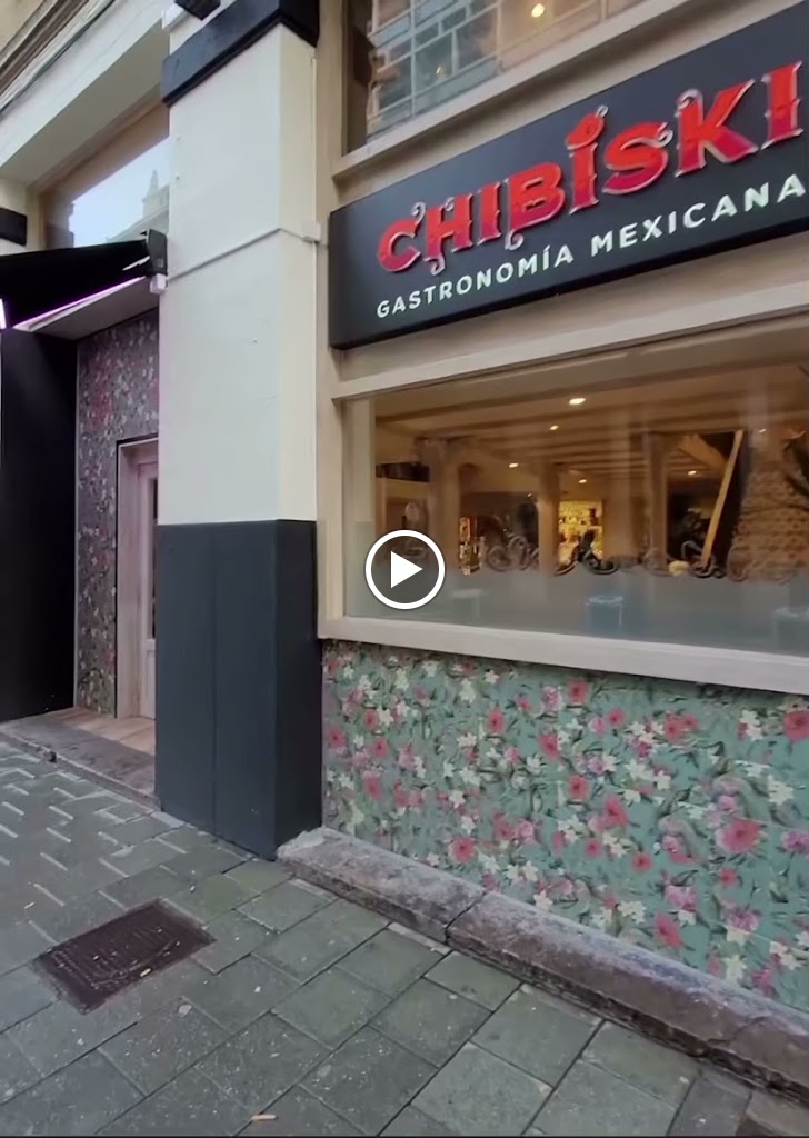 El Chibiski — Ambiente