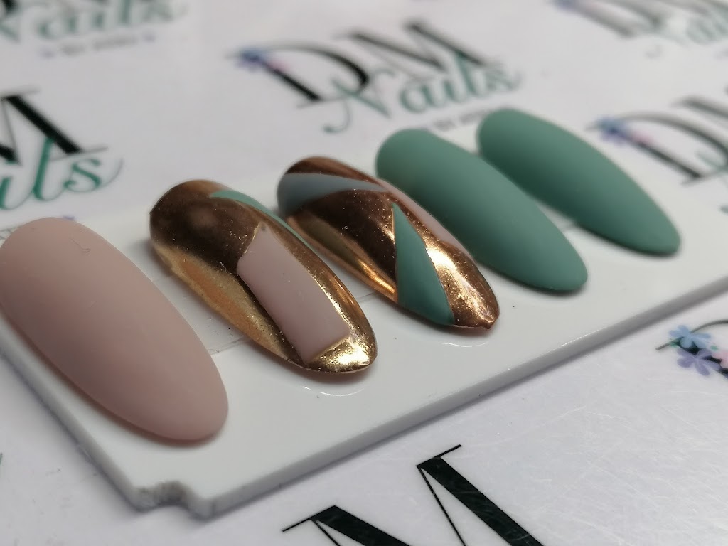 ATRY BEAUTY NAILS/ Getafe/ Cursos/ Manicura / Pedicura