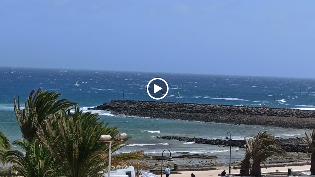 Parking Playa de los charcos — Videos