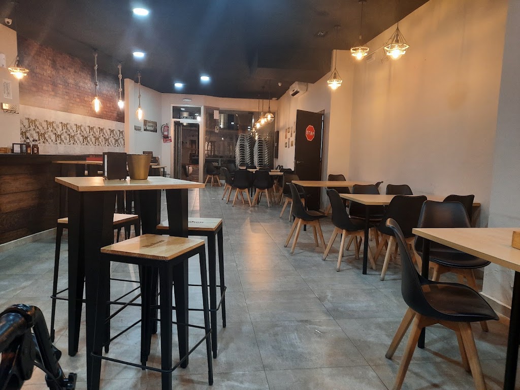 Kaprano Food & Drinks — Ambiente