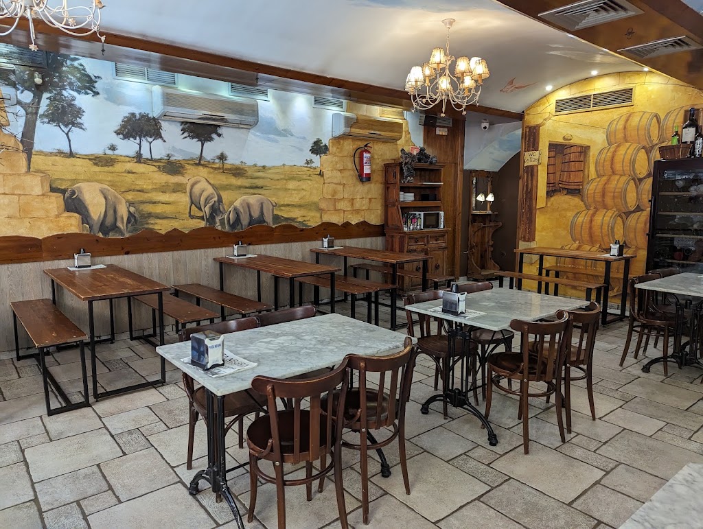 Restaurante Jamonero Pata Negra — Ambiente