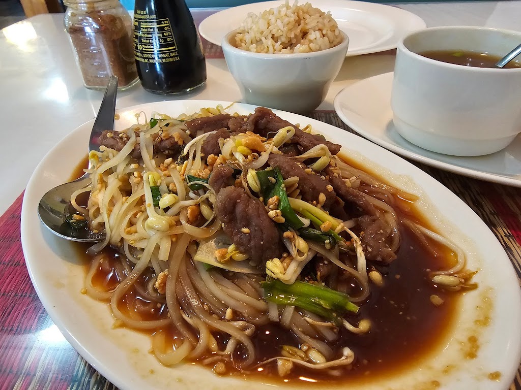Lek's Taste of Thailand
