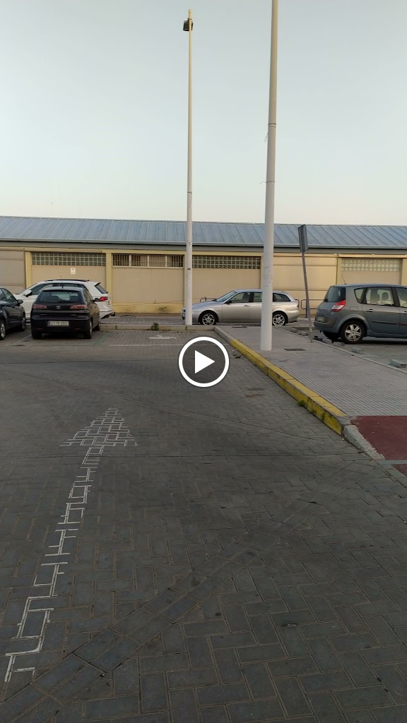 Aparcamiento publico gratuito — Videos