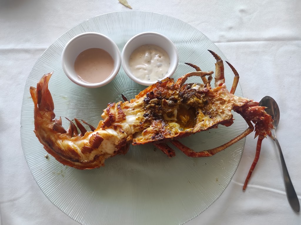 La Calicata. Tapas & Restaurante — Comida y bebida