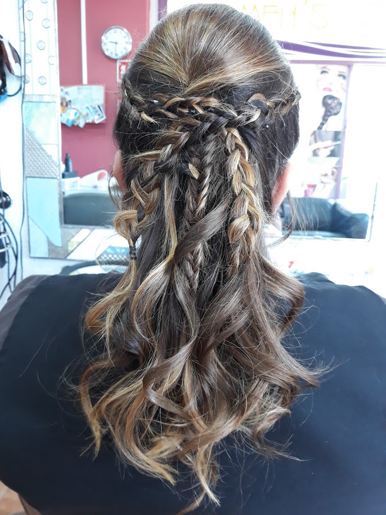 Peluqueria Carmen's Hair Salon — Peinado
