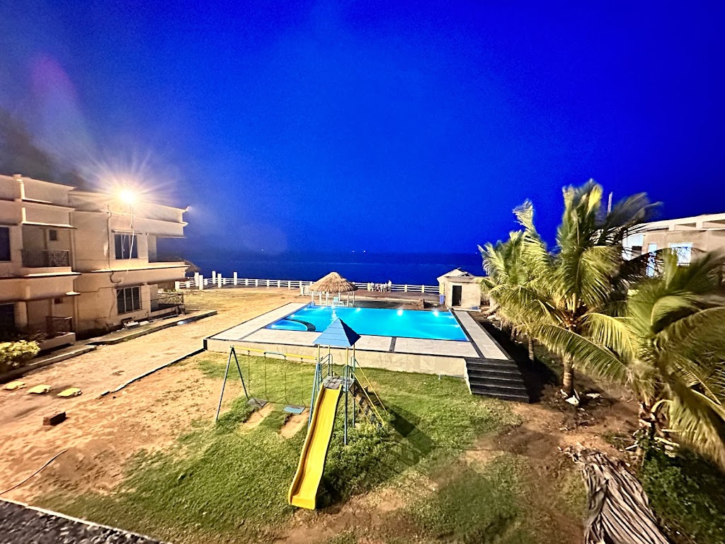 Arya Beach Resort