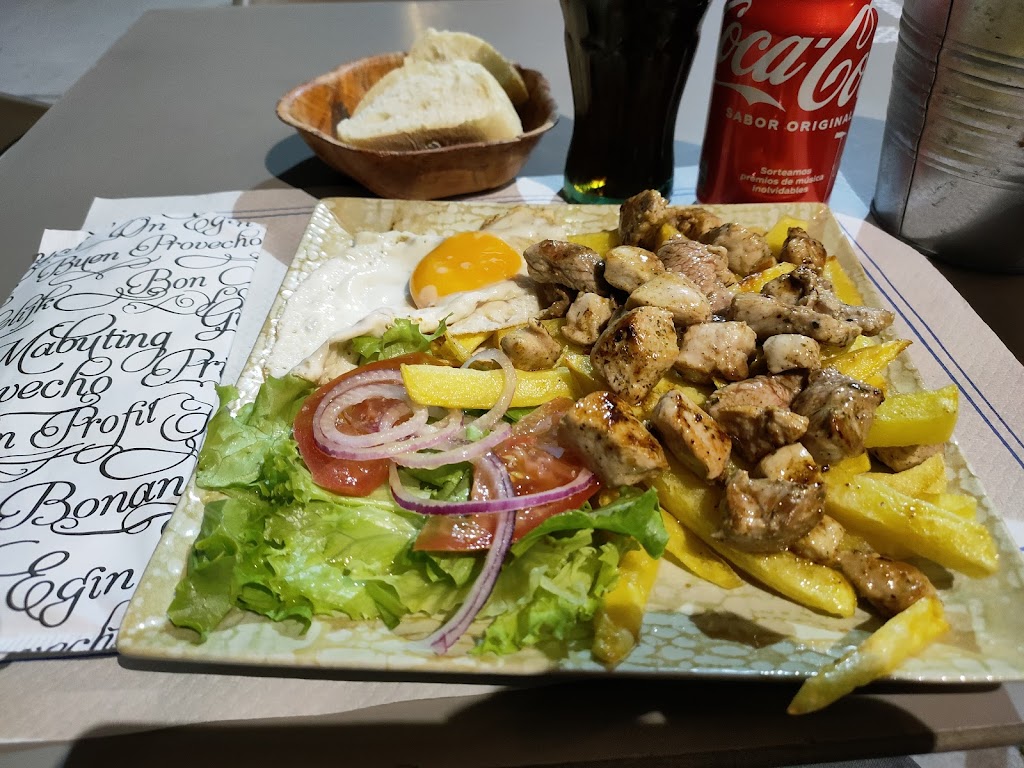 Bocateria Tia Maria — Comida y bebida