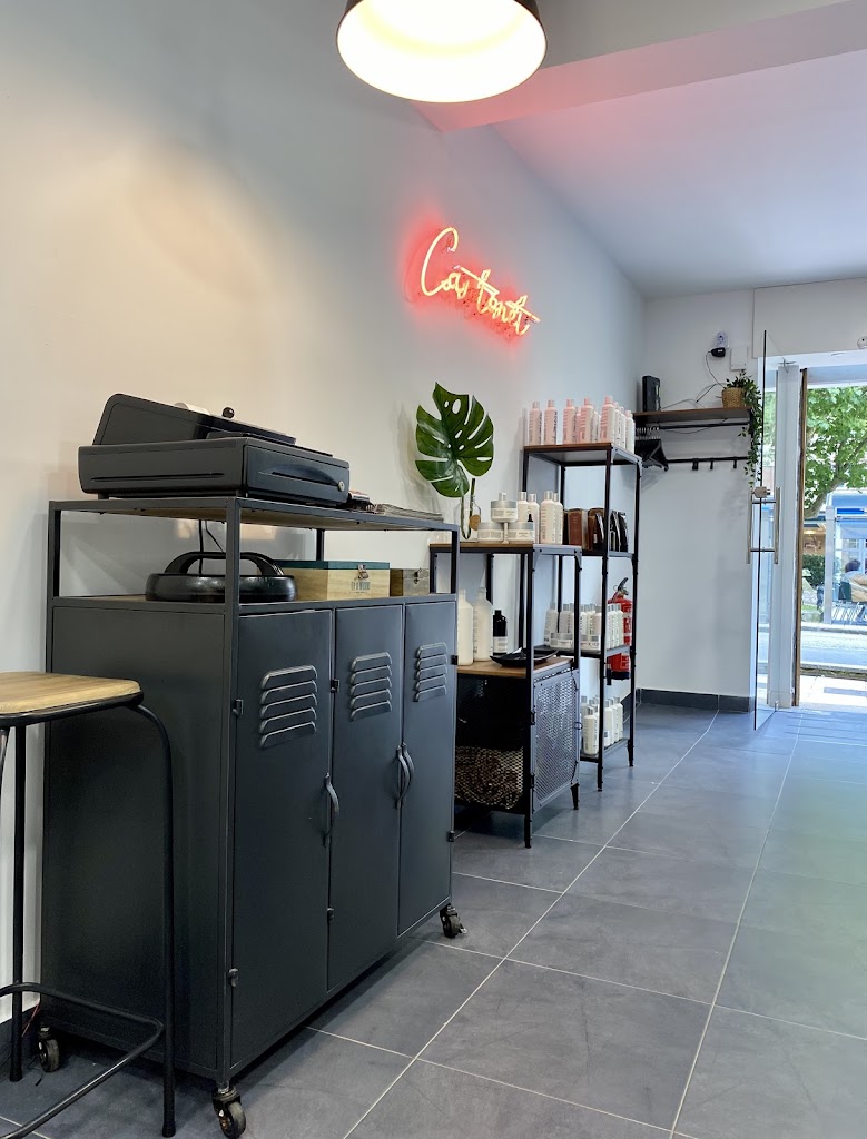 Cantonet Beauty Salon — Del propietario