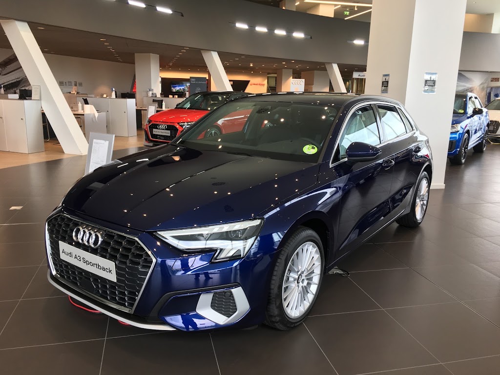 Audi Center Madrid Las Rozas — Concesionario de automoviles