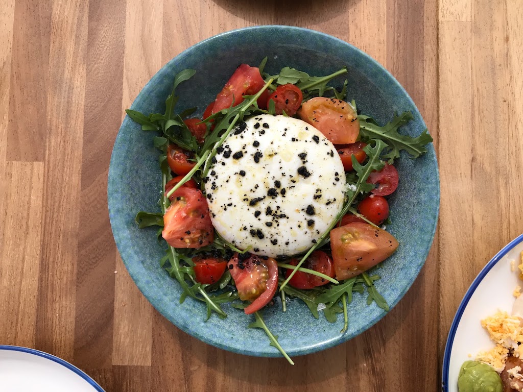 Can Palet — Comida y bebida