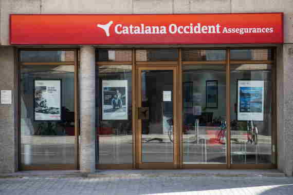 Occident - Agencia d'assegurances — Exterior