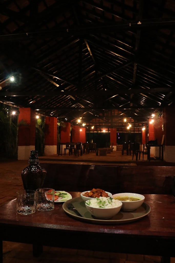 The River Edge Resort Cafe