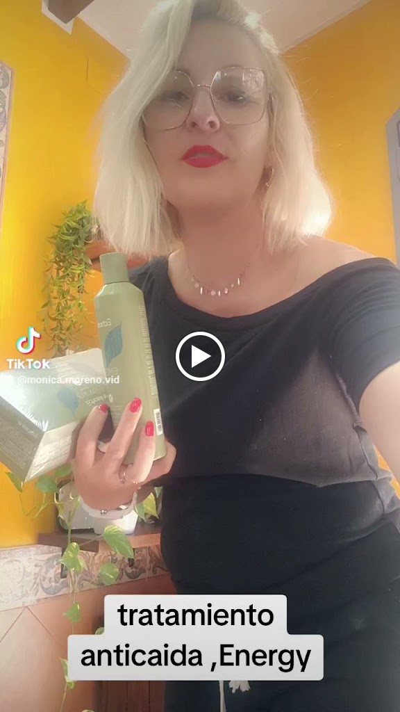 Peluqueria y Estetica Monica Moreno — Videos