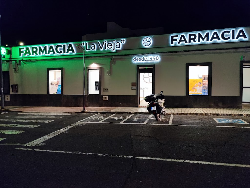 Farmacia "La Vieja" Lcdo. Bruno Marquez Rodriguez/Lcda. Olga Hortensia Gonzalez Felipe