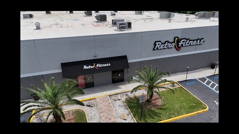  Retro Fitness