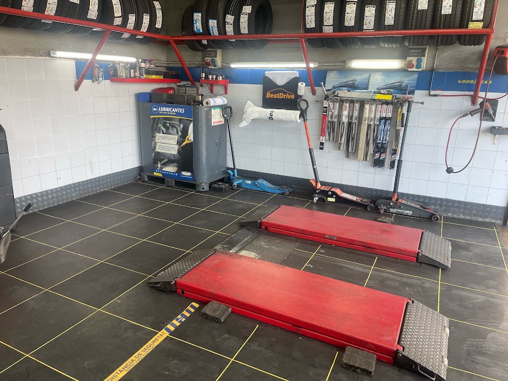Pneumatics A. Perez — Interior