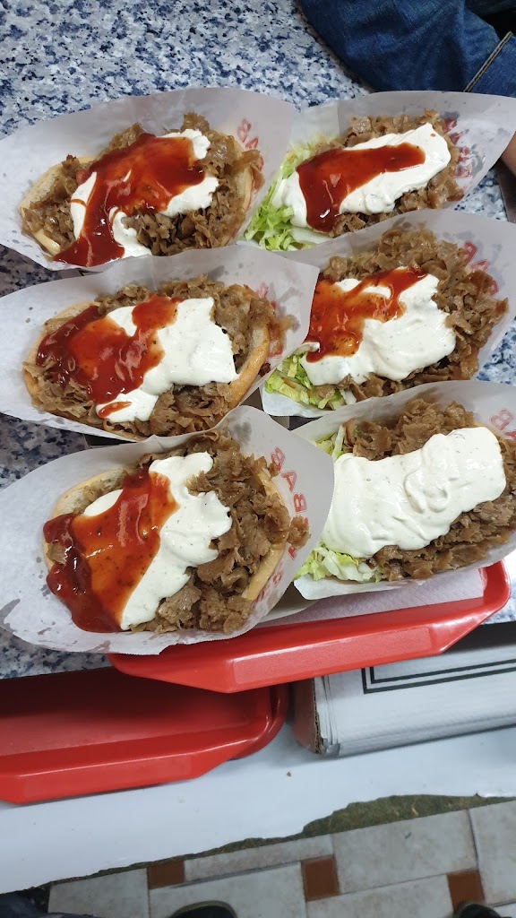 Donner kebab la vega y pizzeria — Comida y bebida