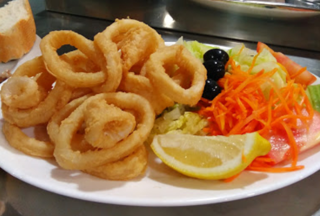 Restaurante La Sala - menu mas barato en Valdemoro — Comida y bebida