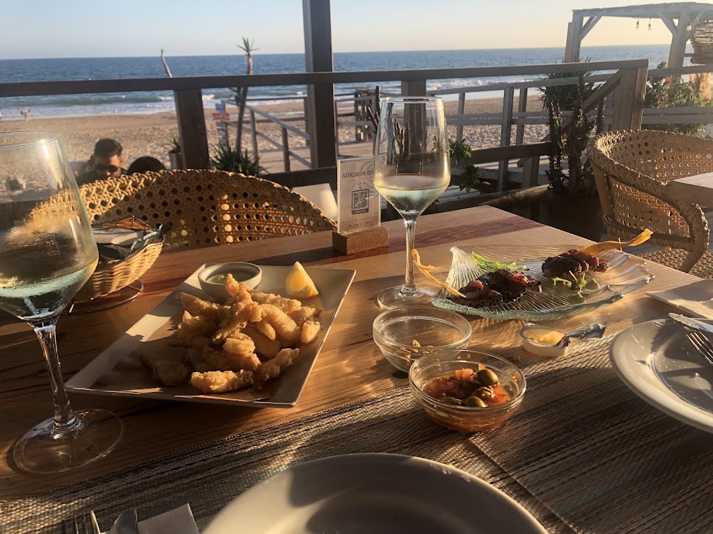 Azucar de Cuba Beach Bar — Comida y bebida