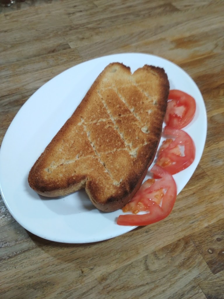 Bar Cafeteria Ortigosa — Comida y bebida