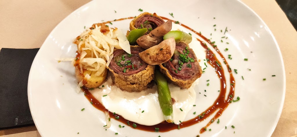 Restaurante Rustic — Comida y bebida
