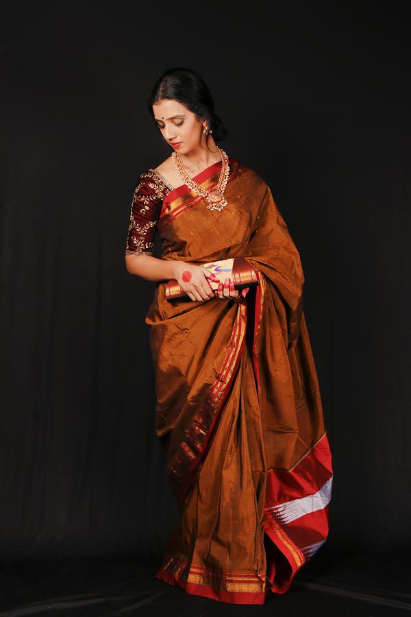 Magic Scissors Ladies Parlour