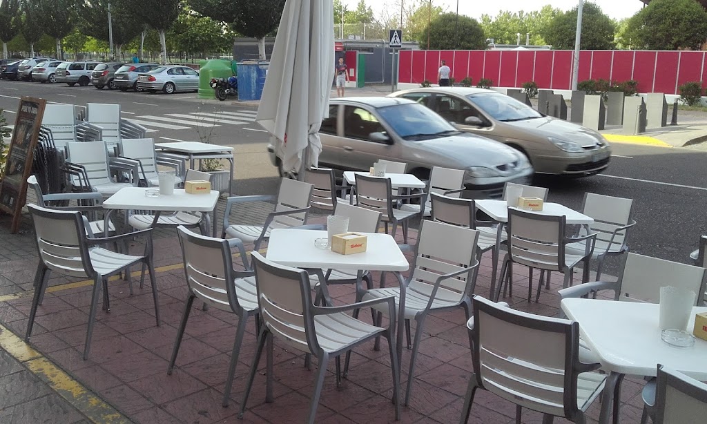 Estadio Cafe y Tapas